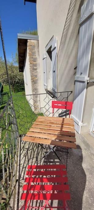 Gite Chez Marianne- La Halte Jurassienne Montmorot 外观 照片